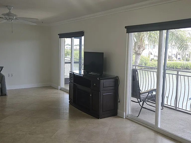 8822 Bay Pointe Dr #F203 — Photo 6