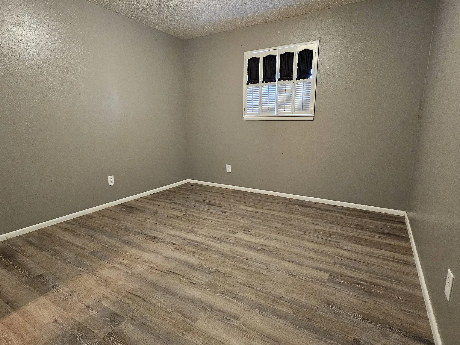 3 bed, 1672 sqft, $1,850 — Photo 4