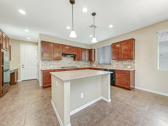 4th image of 267 E Canyon Way