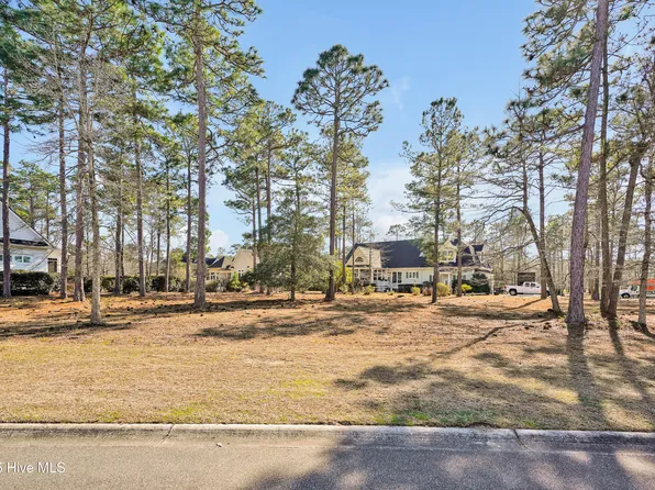 487 Laurel Valley Drive, Shallotte, NC 28470