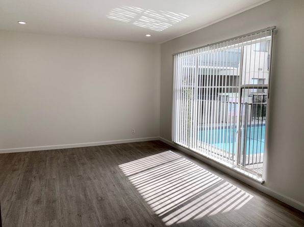 11720 Bellagio Rd APT 207