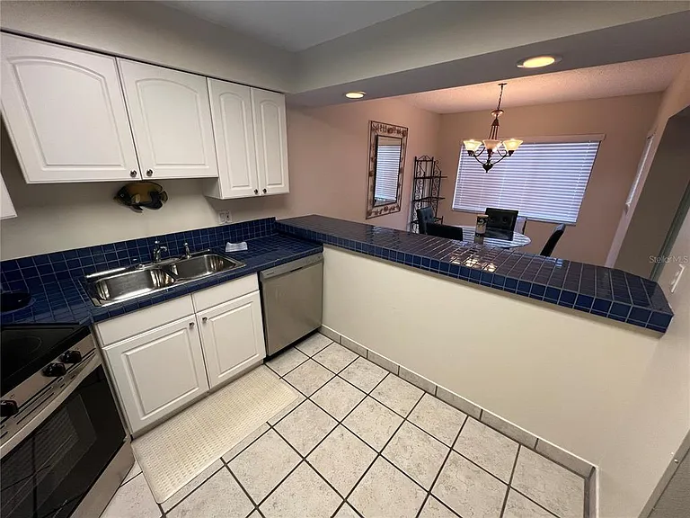 1515 Pinellas Way S #15 — Photo 18