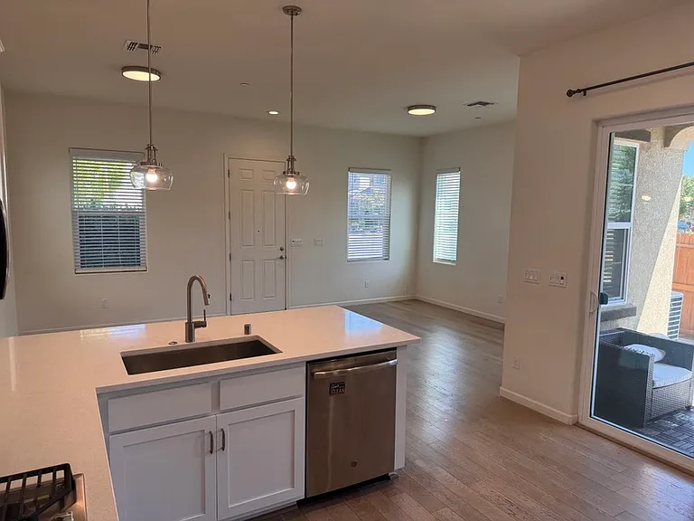 4389 Natomas Central Dr — Photo 7