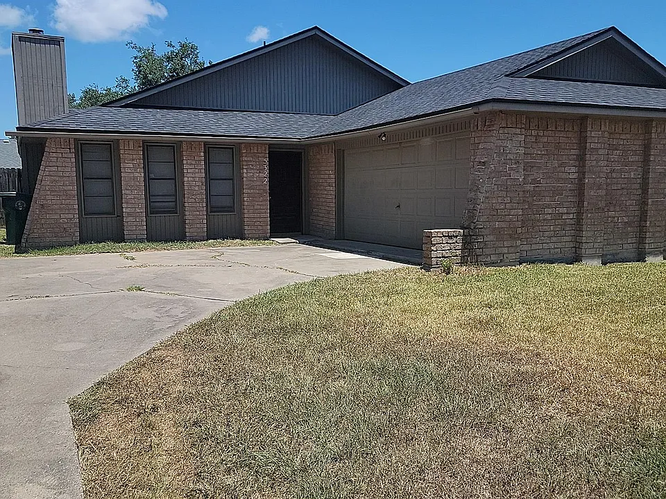 5322 Inverness Dr