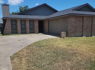 5322 Inverness Dr, Corpus Christi, TX 78413
