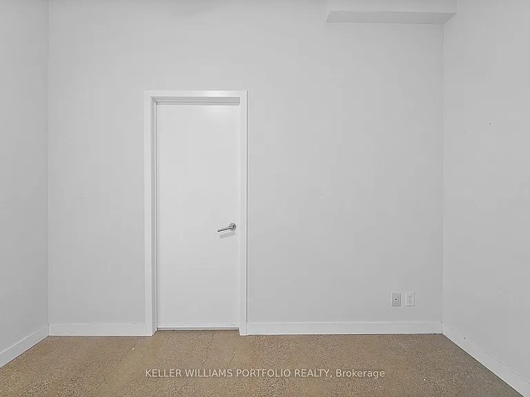 569 King St E #407 — Photo 17