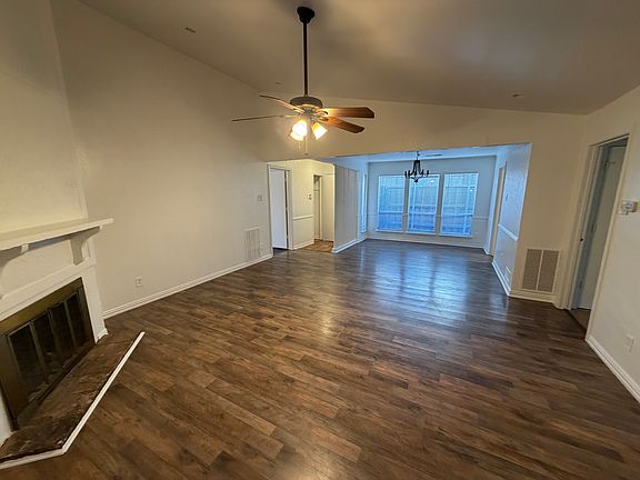 3rd image of 3630 Hopetown Dr
