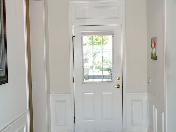 2nd image of 13204 Oakwood Ave
