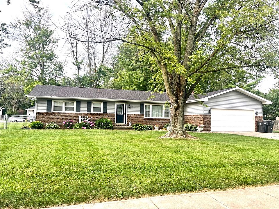 1st image of 635 W Wildwood Dr