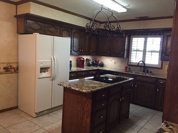 3rd image of 6308 Driftwood Dr