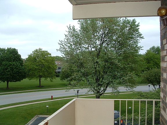 2nd image of 3350 N Carriageway Dr Unit 311