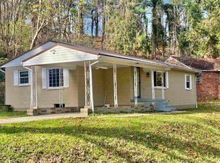 1407 Lookout Dr, Huntington, WV 25704