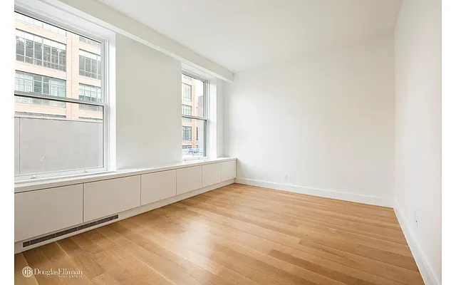 Rented by Douglas Elliman | media 20