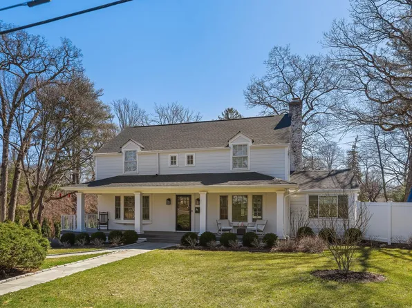 76 Puritan Drive, Scarsdale, NY 10583
