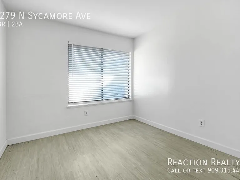 2279 N Sycamore Ave — Photo 8