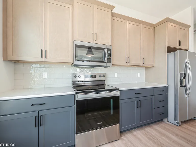 Fulton Lofts — Photo 8