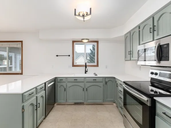 2516 Mountain View Ave, Longmont, CO 80503