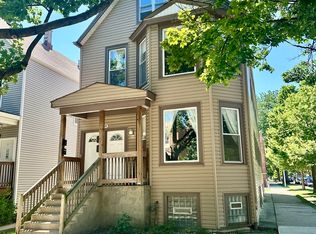 3258 N Ridgeway Ave, Chicago, IL 60618
