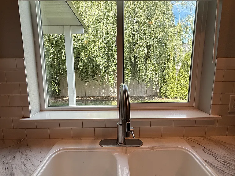 2215 N Waterbrook Pl — Photo 6