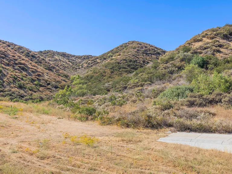 19212 Blackthorn Dr — Photo 63