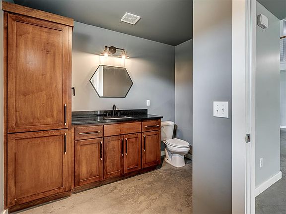4th image of 14668 Circle Dr