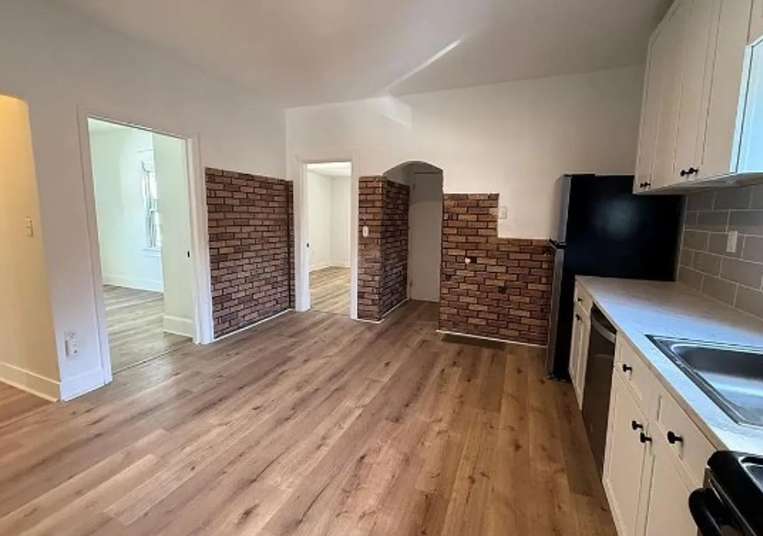For Lease — Photo 3