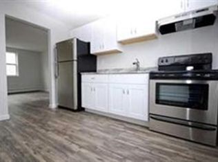 18 Tremont St APT 2, Kingston, MA 02364