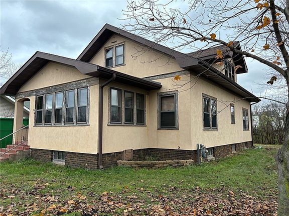 3rd image of 448 Washington Street