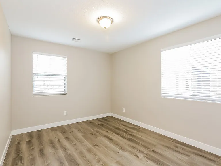 7333 Caballo Range Ave — Photo 14