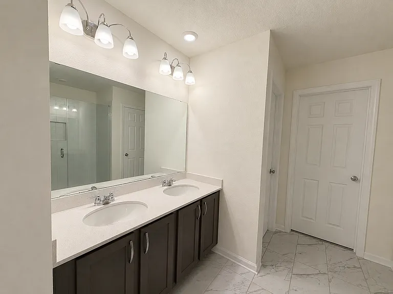13446 Brookwater Dr — Photo 8