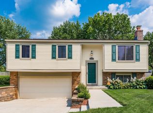 3927 Rhine Ln, Groveport, OH 43125