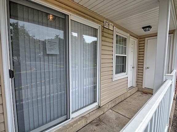3rd image of 1263 Wyndham Ln APT 108