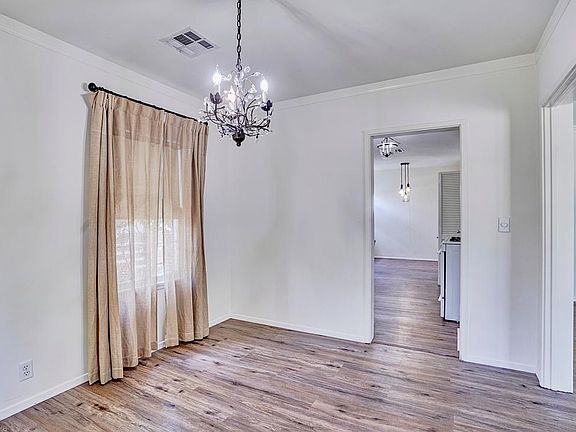 4th image of 1788 Sharon Pl