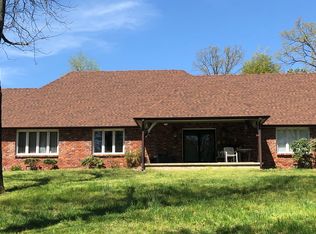 2297 Glendale Rd, Joplin, MO 64804