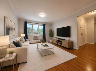 51-11 43rd Ave Floor 3, Woodside, NY 11377