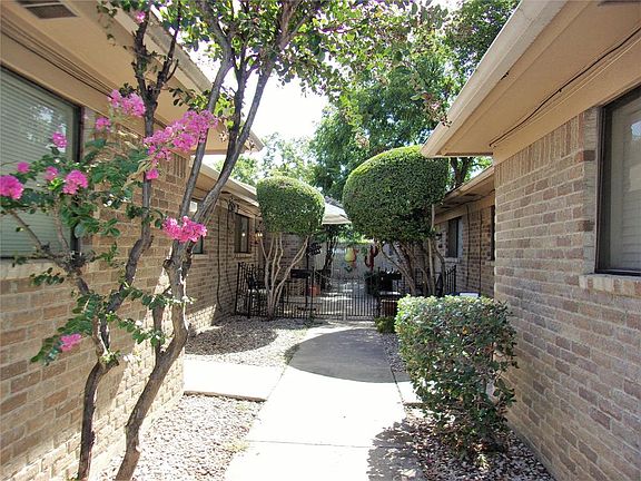 4th image of 106 Priddy Ln APT D