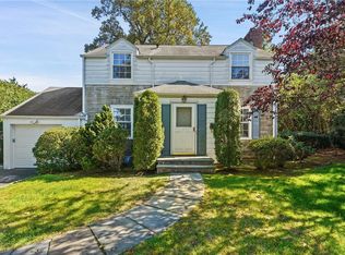 3 Longview Dr, Eastchester, NY 10709