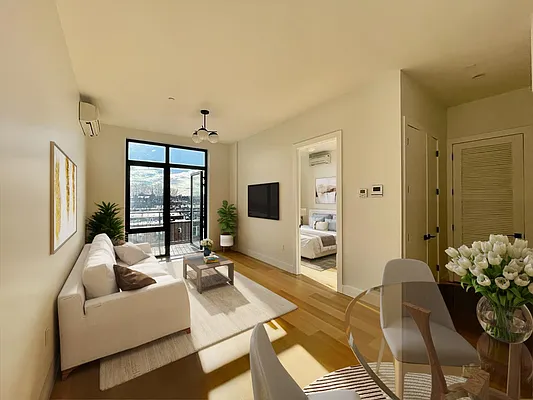 Rented by eRealty Advisors USA Inc | media 1