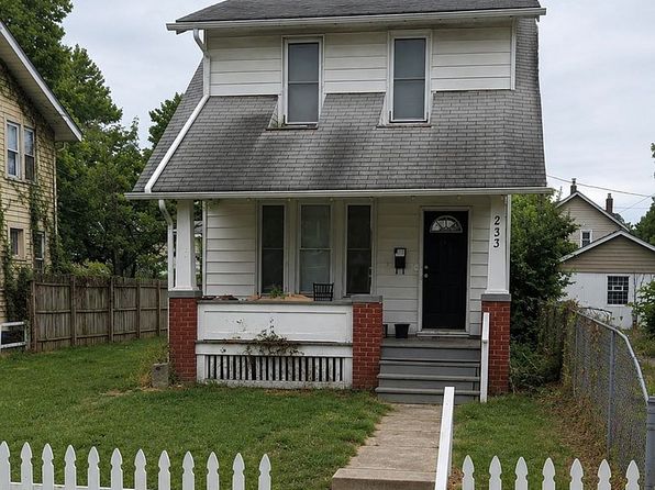 233 Columbian Ave