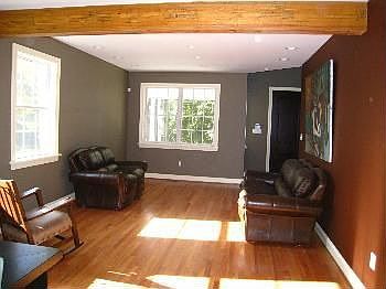 4th image of 7011 Silverwood St