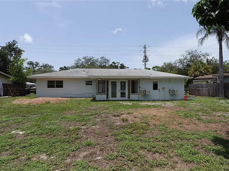 5 S Hercules Ave — Photo 32