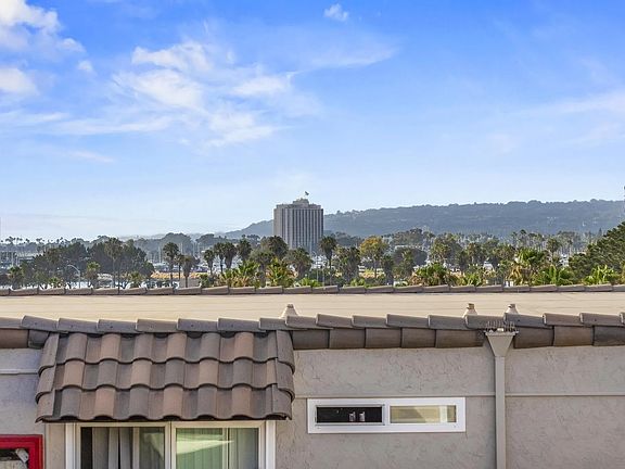 5th image of 4477 Mentone St Unit 211