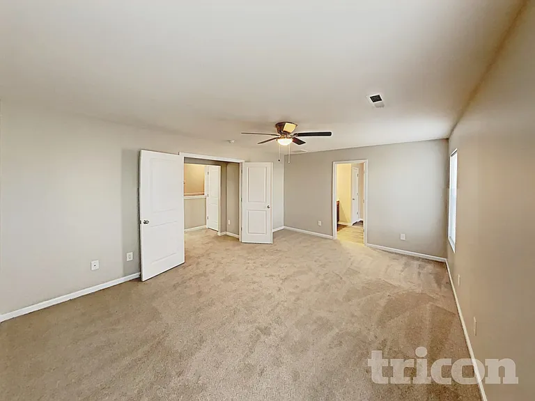 5251 Smoky Ridge Ln — Photo 9