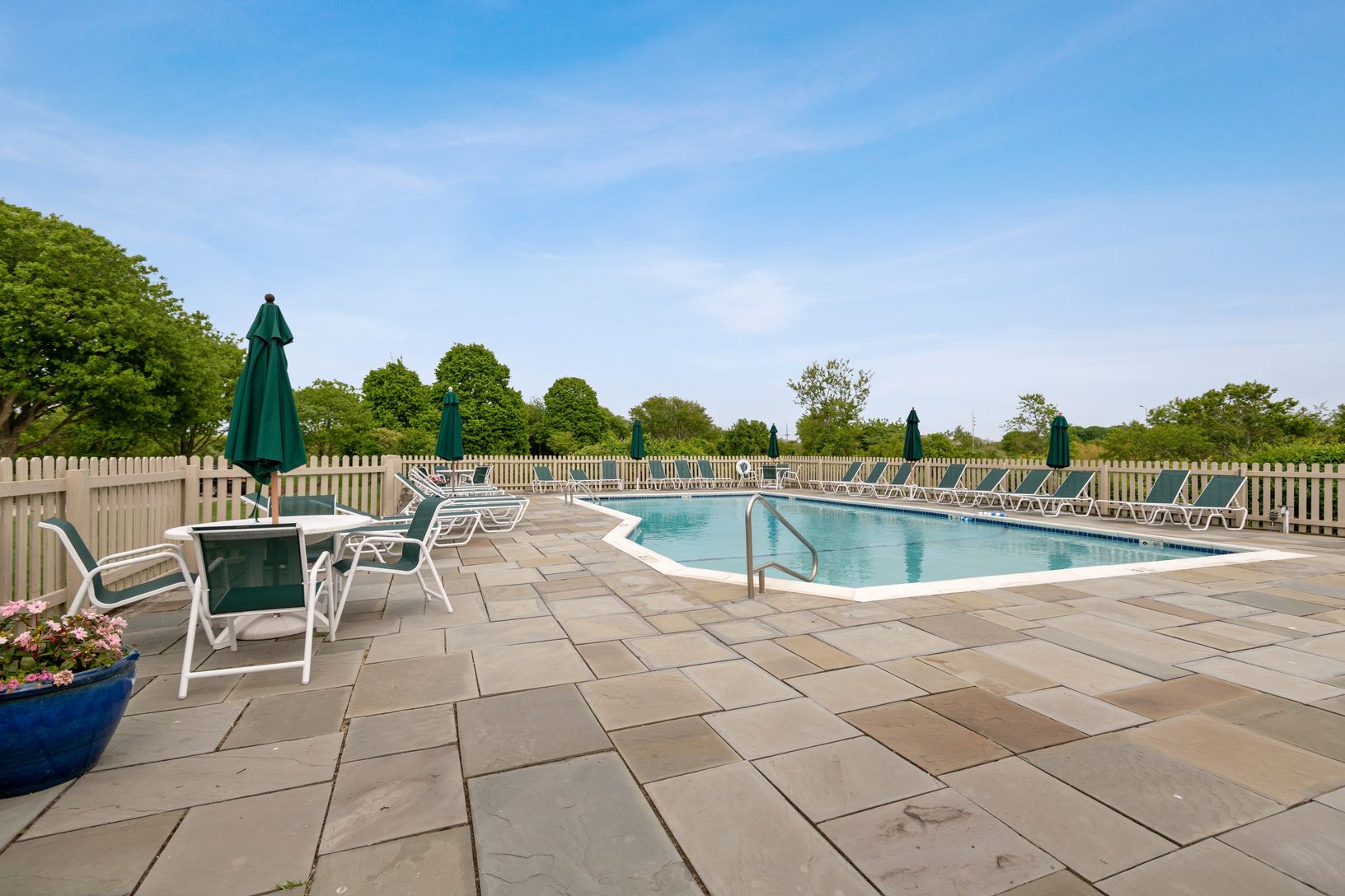  Heated pool