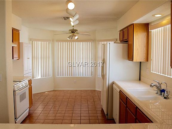 2nd image of 4424 Socrates St