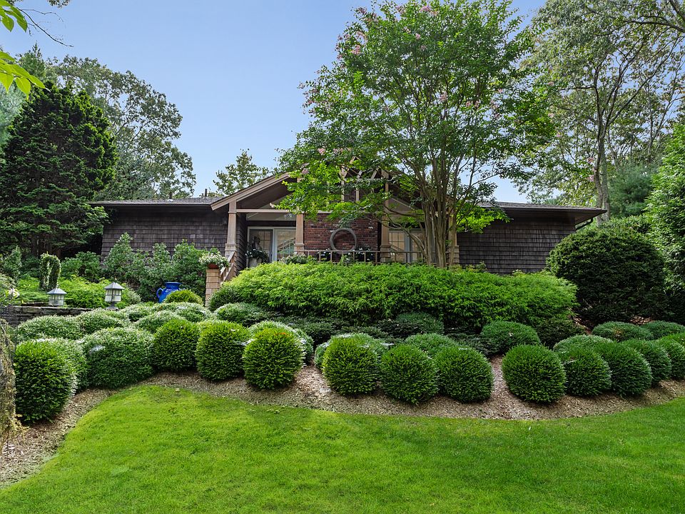 210 Treescape Dr, East Hampton, NY 11937 Zillow