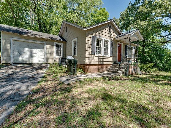 2nd image of 3745 Bonny Oaks Dr