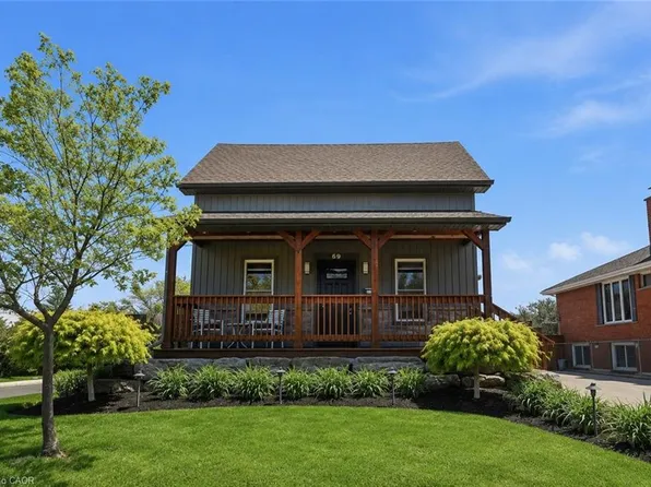 69 Nash Rd S, Hamilton, ON L8K 4J8