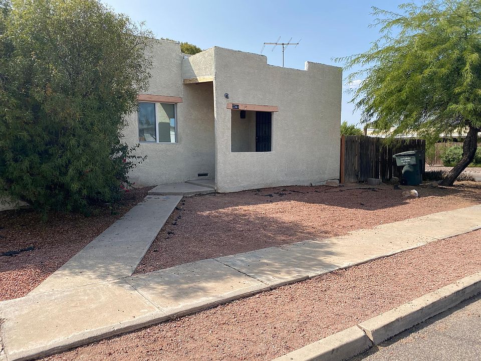 1st image of 3341 E Blacklidge Dr