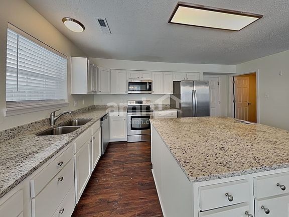 3rd image of 3525 Firethorn Dr